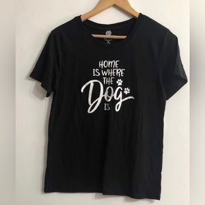 Women’s T-shirt Home Where The Dog is graphic short sleeves black. Size XL